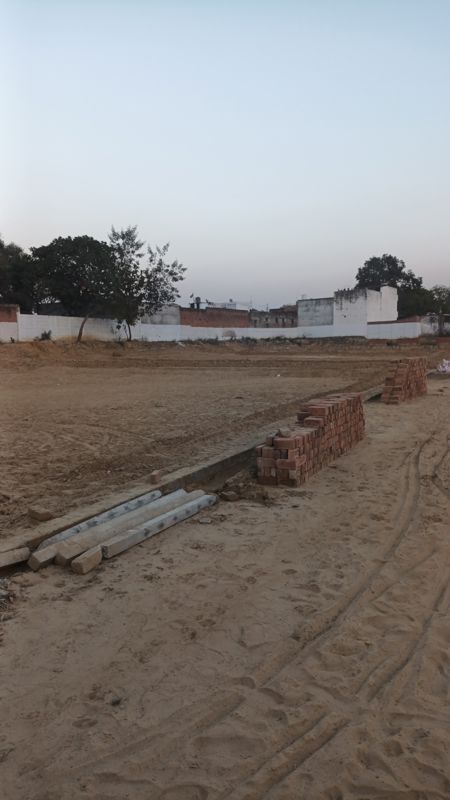Plot For Sale in Gomti Nagar