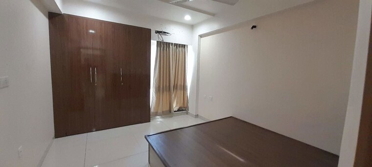 Room, saddu 2 Bedroom 1100 Sq.Ft. Apartment In Saddu Raipur 10230322