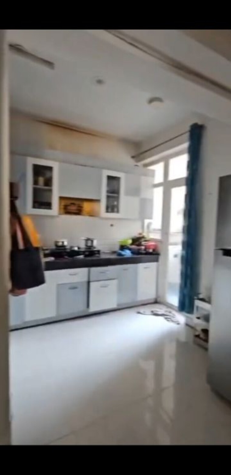 Kitchen, wall-rock-aishwaryam 3 Bedroom 1450 Sq.Ft. Apartment In Sector 16c Greater Noida Greater Noida 10230609