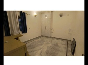 Room in 3 BHK Builder Floor at Vasant Kunj – for Sale