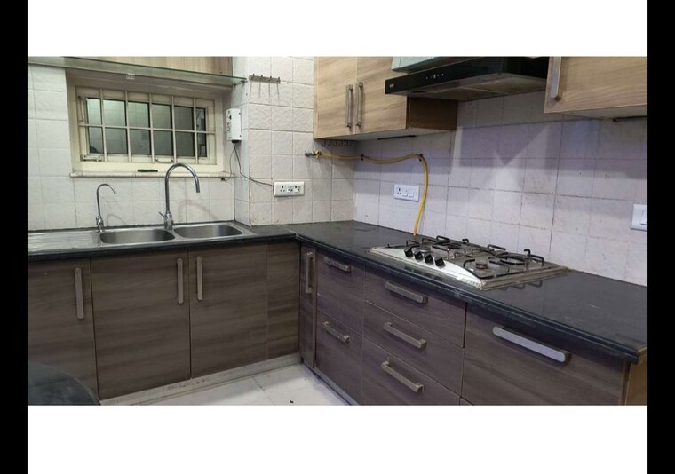 Kitchen, vasant kunj 3 Bedroom 2000 Sq.Ft. Builder Floor In Vasant Kunj Delhi 10221570
