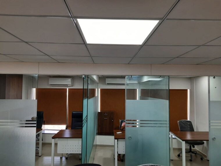 Team Area, shivalik-shilp Commercial Office Space 1227 Sq.Ft. In Sanidhya Ahmedabad 10230578