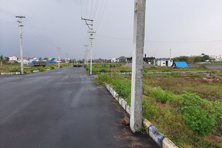 Garden, balapur  190 Sq.Yd. Plot In Balapur Hyderabad 10230624