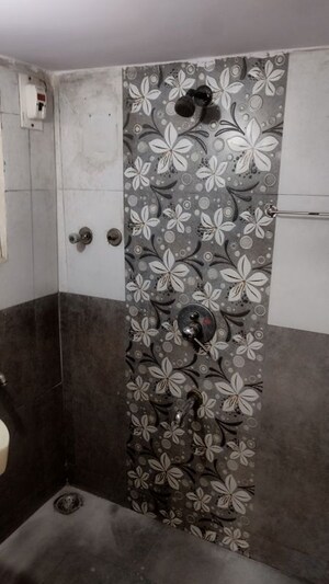 Bathroom in 1 BHK Apartment at Dombivli West – for Rent