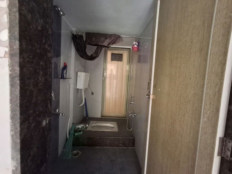 Bathroom, acme-ozone 2 Bedroom 900 Sq.Ft. Apartment In Manpada Thane 10230846