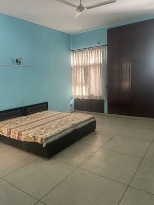 Bedroom in 4 BHK Villa at Sector 14 – for Rent