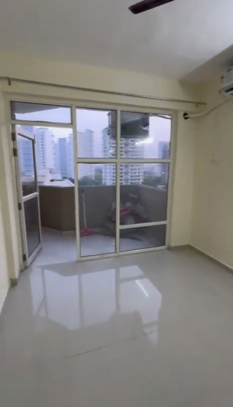 2 BHK Apartment For Rent in Pyramid Midtown