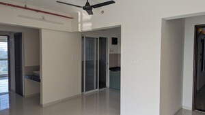 Room in 2 BHK Apartment at Aundh Gaon – for Rent