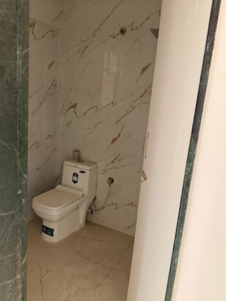 Bathroom, kumar-sansar 2.5 Bedroom 1200 Sq.Ft. Apartment In Kondhwa Pune 10230946