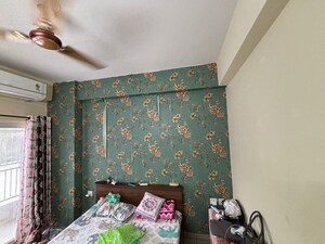 Furnished Amenities in 2.5 BHK Apartment at Homes 121, Sector 121 – for Rent