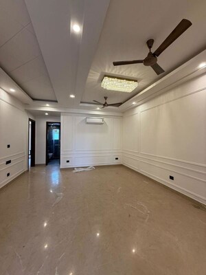 Living Room in 3 BHK Apartment at Raj One Good Earth, Sector 71 – for Rent