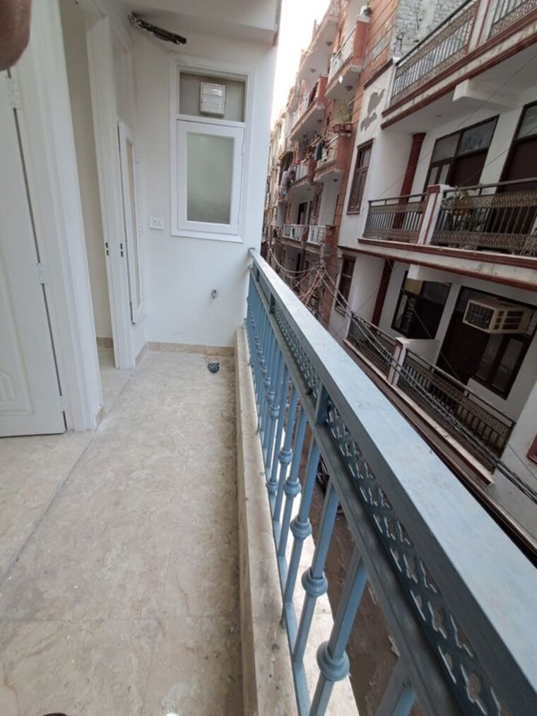 Balcony, neb sarai 1 Bedroom 450 Sq.Ft. Builder Floor In Neb Sarai Delhi 10231362