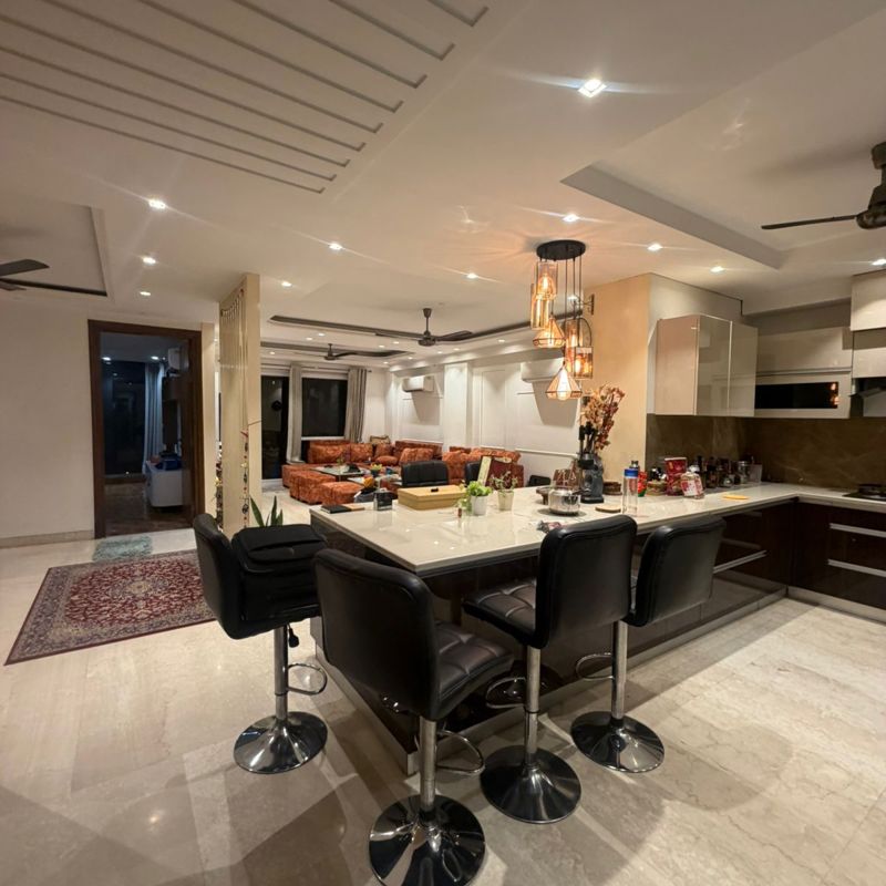 3 BHK + Servant Room,Extra Room Apartment For Rent in South City 1