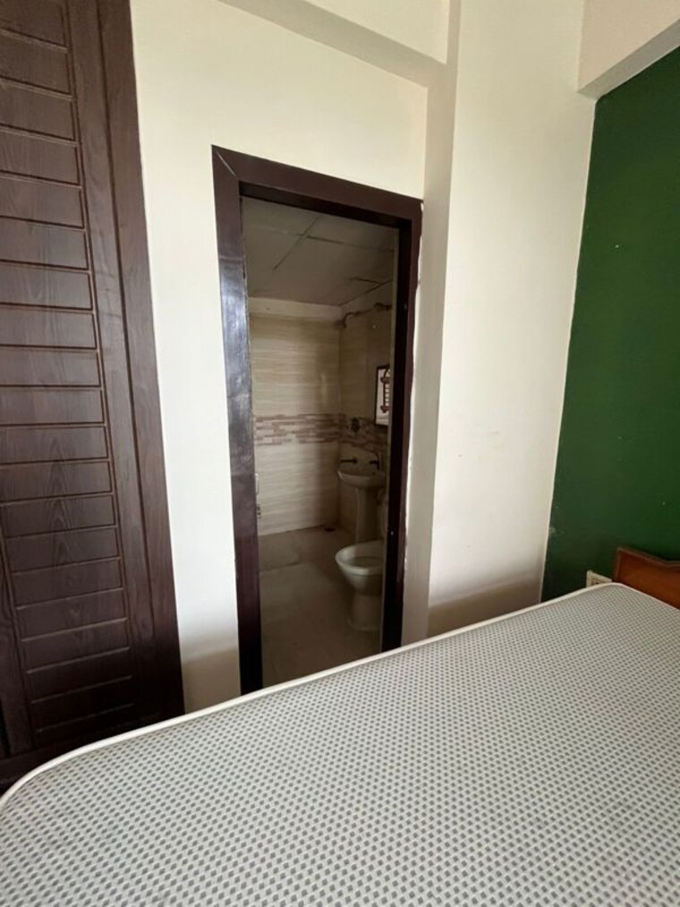 Room, express-zenith 2 Bedroom 1085 Sq.Ft. Apartment In Sector 77 Noida 10231515