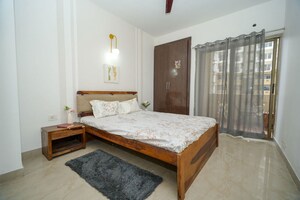 Bedroom in 2 BHK Apartment at Supertech Cape Town, Sector 74 – for Rent