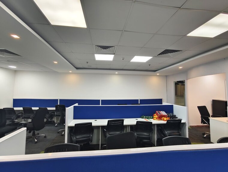 Team Area, sector 62 Commercial Office Space 2200 Sq.Ft. In Sector 62 Noida 10228395