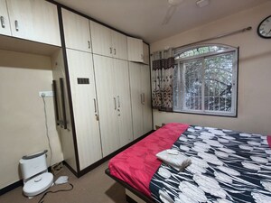 Bedroom in 3 BHK Apartment at Belaire Mansion, Camp – for Sale