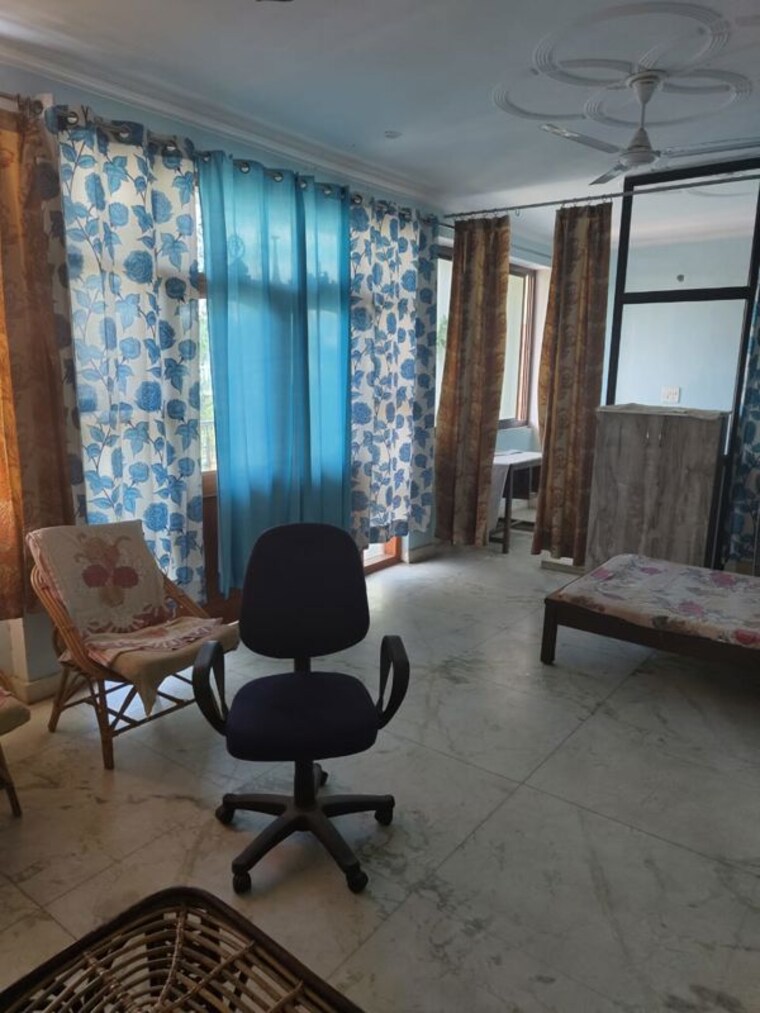 Living Room, ansal-plaza-gurgaon 3 Bedroom 1500 Sq.Ft. Builder Floor In Palam Vihar Gurgaon 10231674