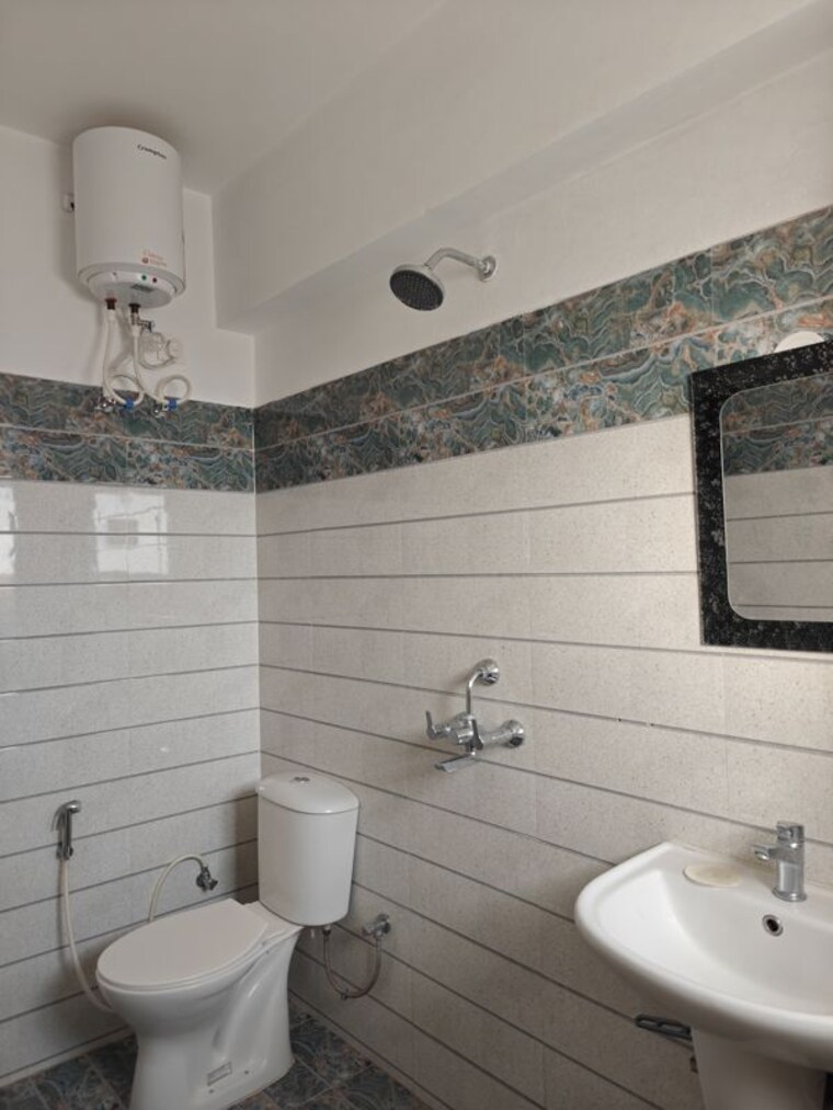 Bathroom, kulhan 3.5 Bedroom 2080 Sq.Ft. Apartment In Kulhan Dehradun 10231731