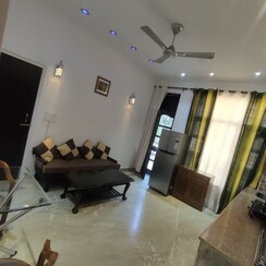 3 BHK Builder Floor For Rent in Ansal Plaza Gurgaon