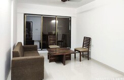 Pg For Rent in Vile Parle East