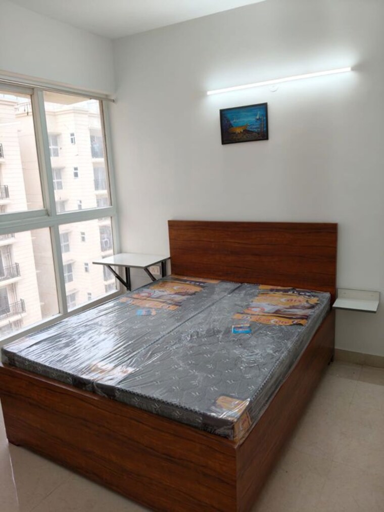 Bedroom, signature-global-proxima 2 Bedroom 665 Sq.Ft. Apartment In Sector 89 Gurgaon 10231953