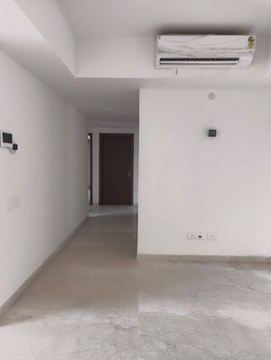 Room in 2 BHK Apartment at Bestech Park View Ananda, Sector 81 – for Rent