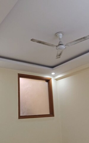 Furnished Amenities in 4 BHK Builder Floor at Ashoka Enclave – for Rent