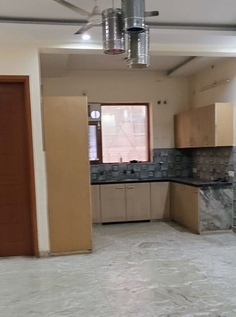 Kitchen/pantry, ashoka enclave 4 Bedroom 2000 Sq.Ft. Builder Floor In Ashoka Enclave Faridabad 10231808