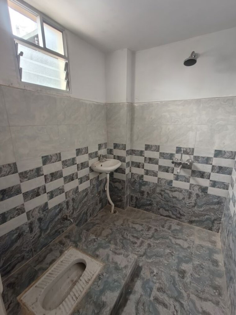 Bathroom, pundag 3 Bedroom 1540 Sq.Ft. Apartment In Pundag Ranchi 10232120