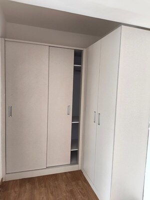 Room in 3 BHK Apartment at Bestech Park View Ananda, Sector 81 – for Rent