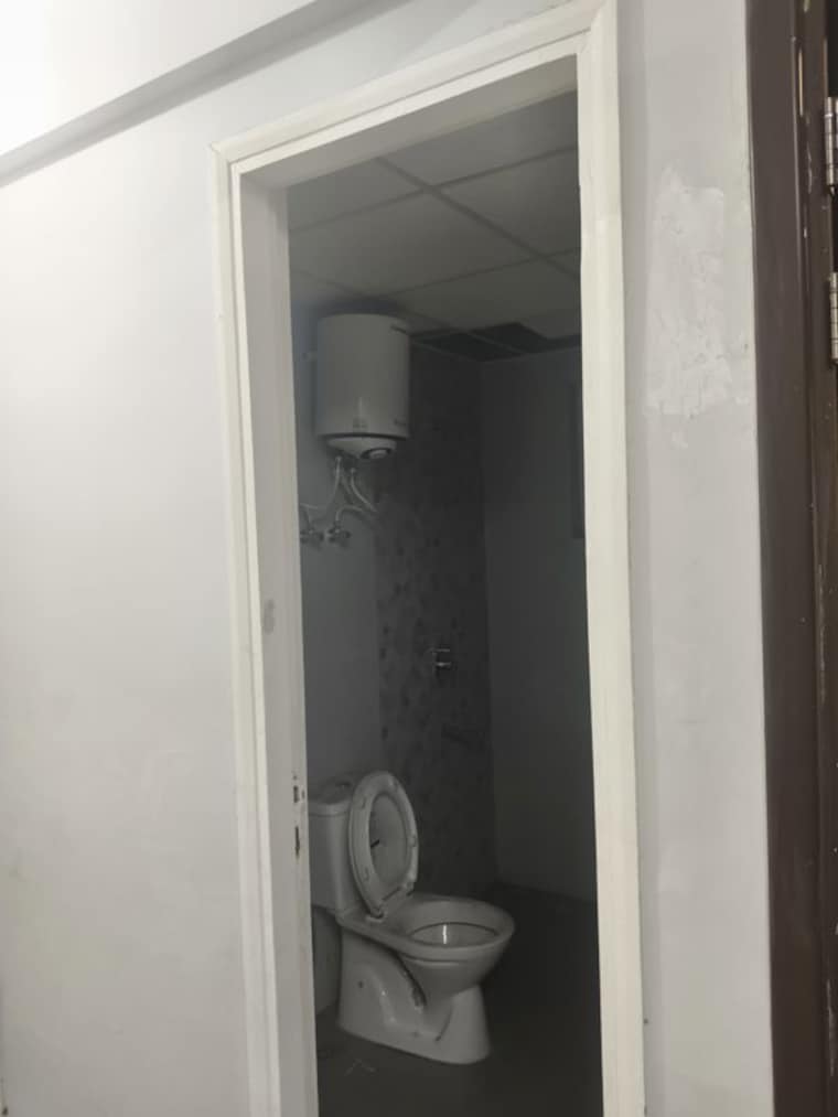 Washroom, signature-global-city 3 Bedroom 1244 Sq.Ft. Apartment In Sector 37d Gurgaon 10231870