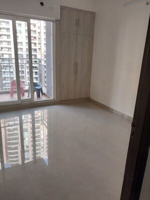 Room in 2 BHK Apartment at Galaxy Royale, Gaur City 2 – for Rent