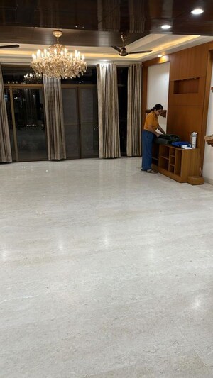 Room in 4 BHK Apartment at SS Hibiscus, Sector 50 – for Rent