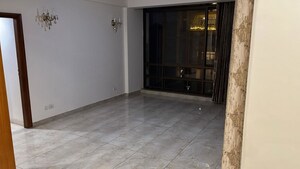 Room in 4 BHK Apartment at SS Hibiscus, Sector 50 – for Rent