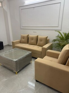 1 BHK + Pooja Room Builder Floor For Rent in SAS Tower