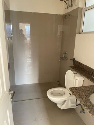 Bathroom in 4 BHK Apartment at Emaar Emerald Floors, Sector 65 – for Rent