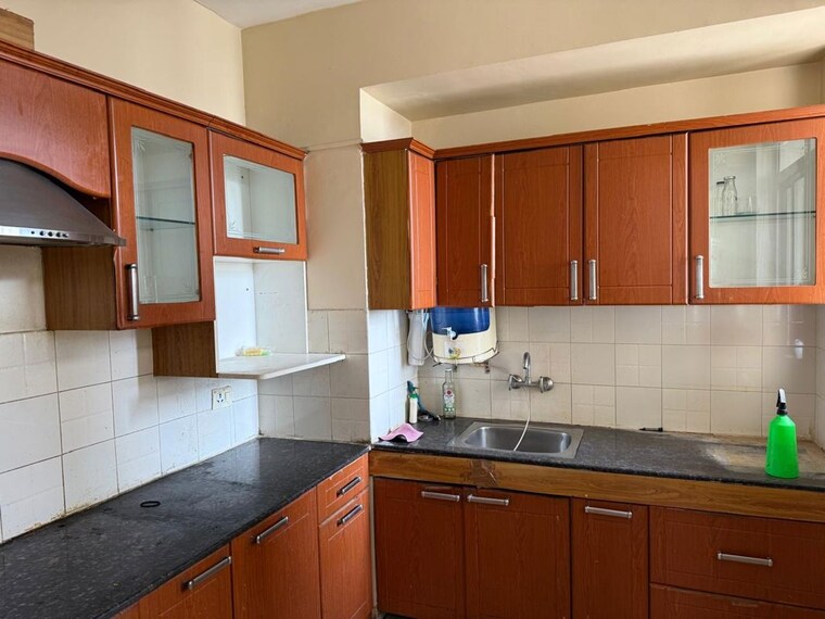 Kitchen, bestech-park-view-residency 3.5 Bedroom 1920 Sq.Ft. Apartment In Sector 3 Gurgaon 10232165