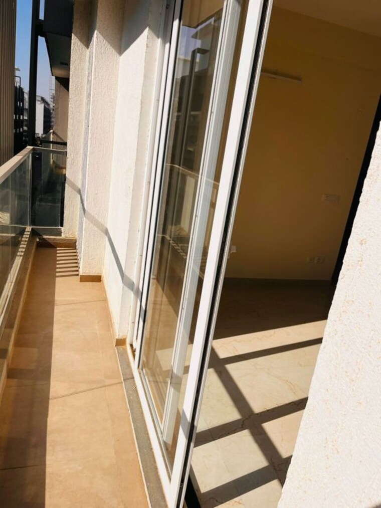 Balcony, signature-global-city-81 3 Bedroom 1419 Sq.Ft. Apartment In Sector 81 Gurgaon 10232206