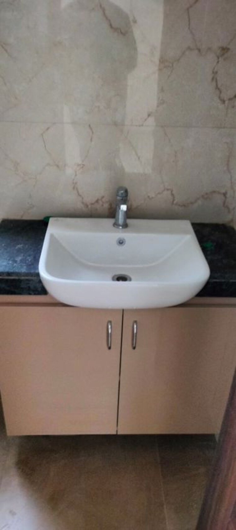 Bathroom, smart-world-gems 2 Bedroom 1150 Sq.Ft. Builder Floor In Sector 89 Gurgaon 10232240