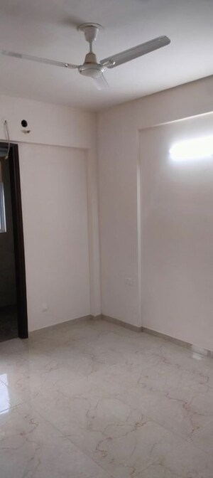 Room in 2 BHK Builder Floor at Smart World Gems, Sector 89 – for Rent