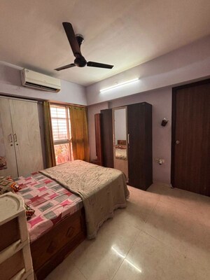 Bedroom in 2 BHK Apartment at Lodha Amara, Kolshet Road – for Sale