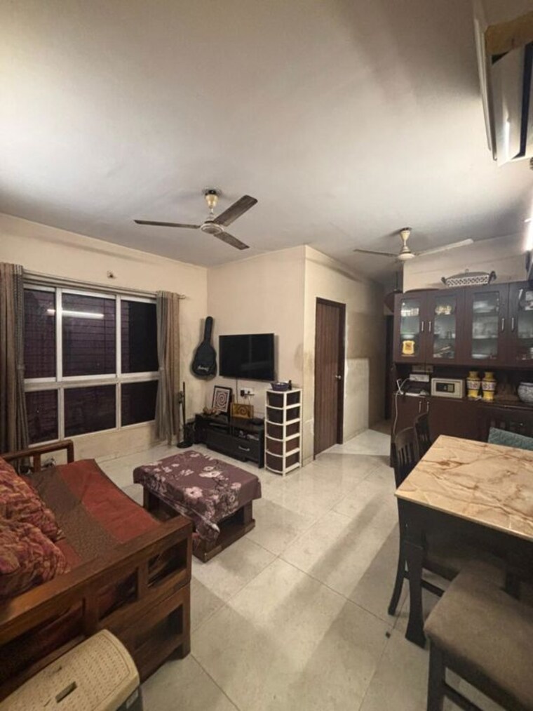 Living Room, lodha-amara 2 Bedroom 672 Sq.Ft. Apartment In Kolshet Road Thane 10232205