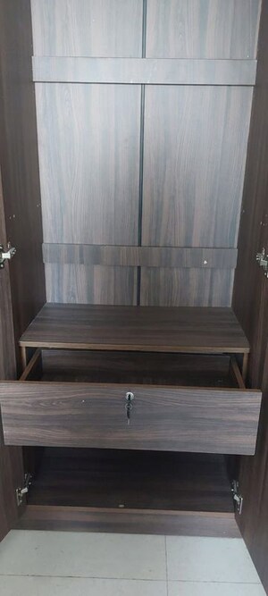 Furnished Amenities in 3.5 BHK Apartment at Smart World Gems, Sector 89 – for Rent