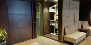 Room in  Office Space at Sola – for Rent