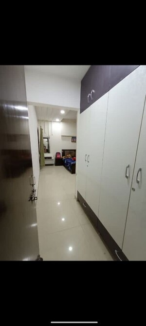 Building Lobby in 3.5 BHK Apartment at Smart World Gems, Sector 89 – for Rent