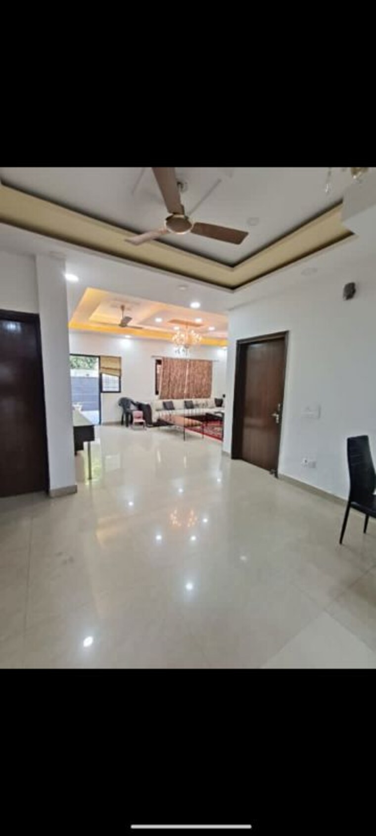 Living Room, smart-world-gems 3.5 Bedroom 1680 Sq.Ft. Apartment In Sector 89 Gurgaon 10232302