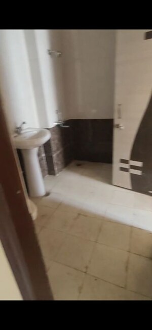 Bathroom in 2 BHK Apartment at Migsun Roof, Raj Nagar Extension – for Rent