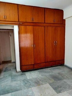 2 BHK Apartment For Rent in Windsor and Nova Society