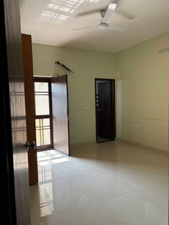 3 BHK + Store Room Builder Floor For Rent in Sector 23A